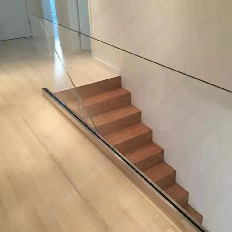 Aluminium U-kanaal glazen balustrade